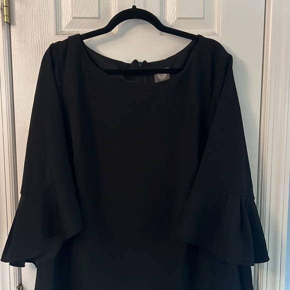 Beautiful black Vince Camuto Dress - Picture 2 of 4